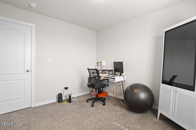 Building Photo - 1624 Brevoort St