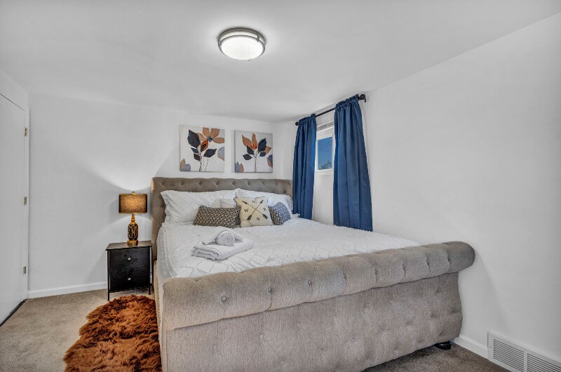 Building Photo - 113 Madison Ave