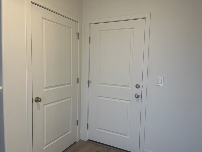 Building Photo - 862 W 480 S