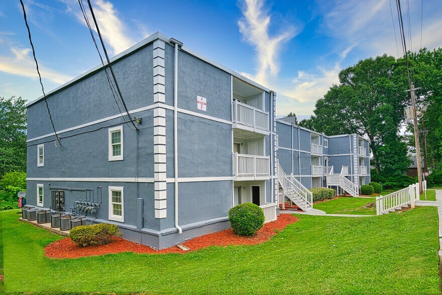 The Langston Apartments 2301 Godby Rd Atlanta GA 30349 Apartment Finder