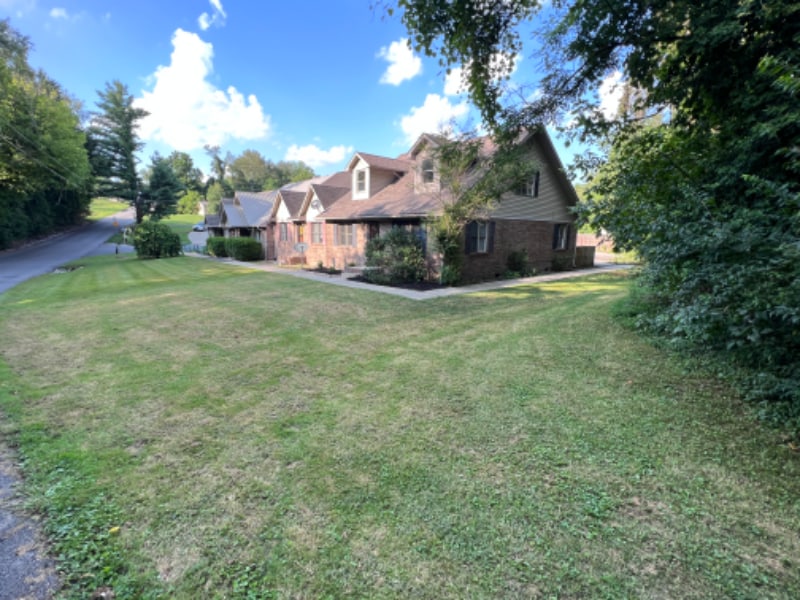 Building Photo - 408 Rice Dr