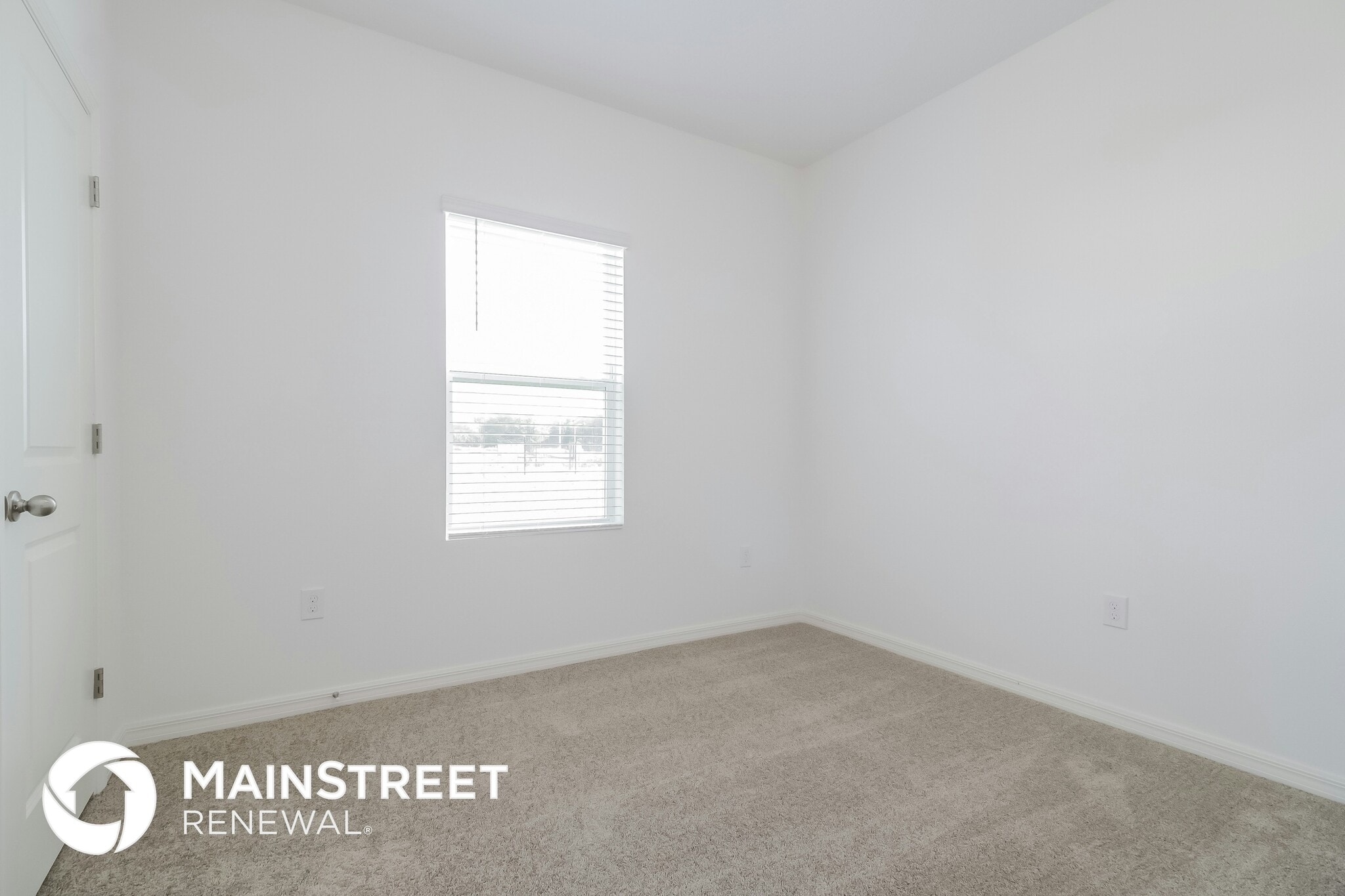 Building Photo - 120 Hidden Lk Lp