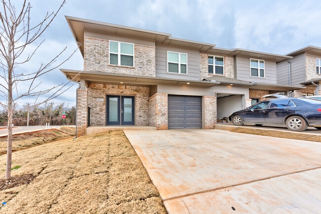 Building Photo - 13503 Bluejacket Dr