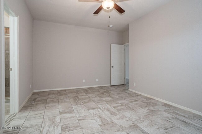 Building Photo - 11140 Catherine Slutter Ln