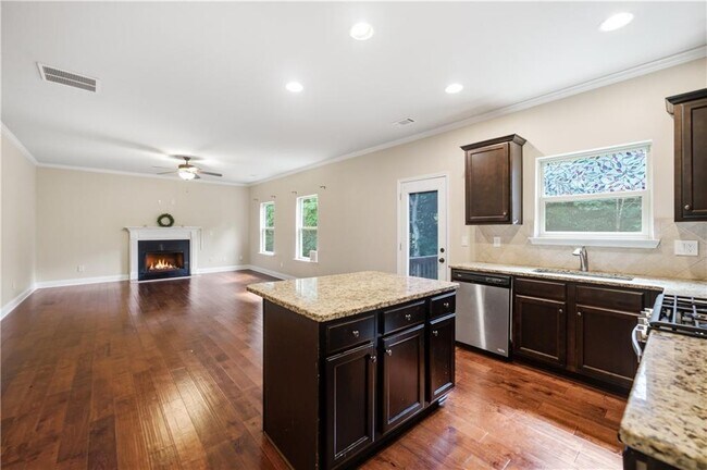 Building Photo - 1268 Mitford Ln