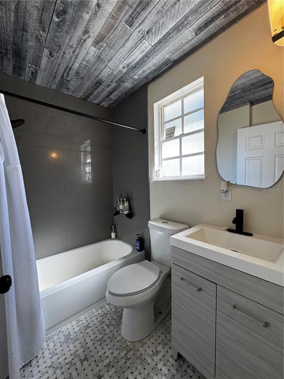 Building Photo - 3008 Hillview St