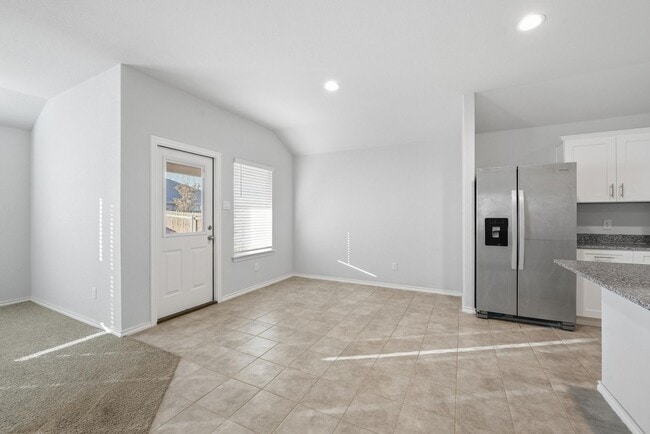 Building Photo - 4 bedroom home in Springtown, Texas