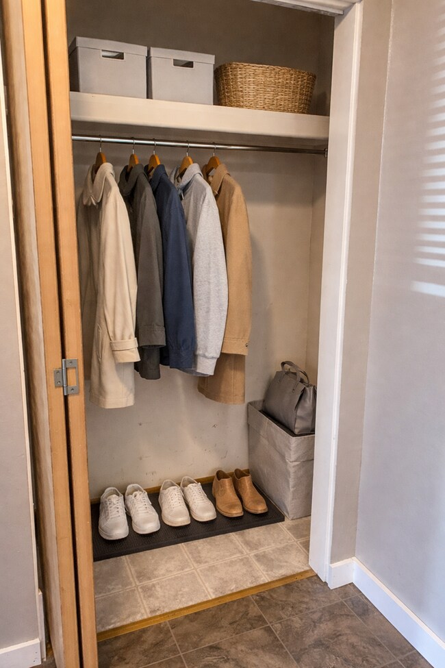 Building Photo - Apartment Hunting? This One Checks the Boxes.