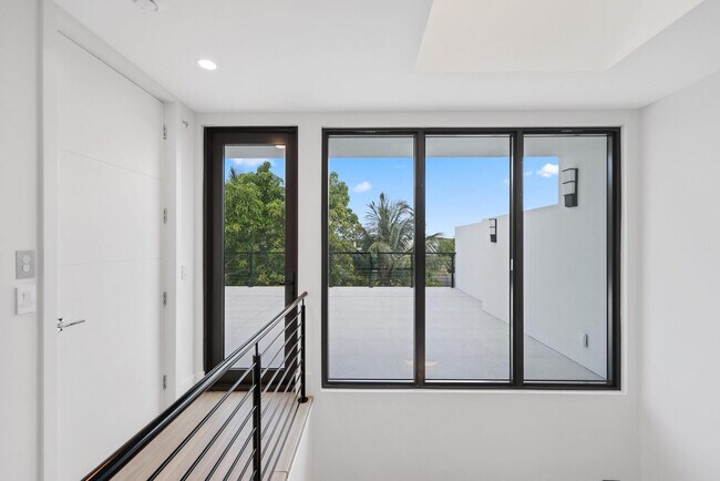 Building Photo - 204 Osceola Park Ln