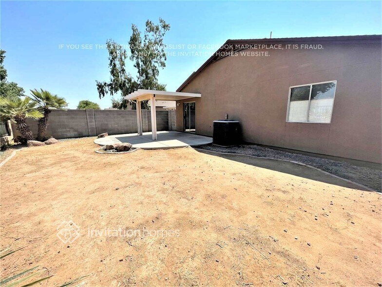 Building Photo - 31043 N Dry Creek Way