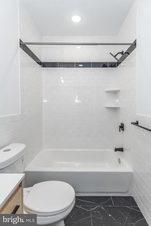 Building Photo - 315 N Preston St