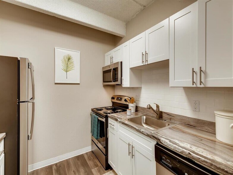 The Felix Apartments by Trion Living 11100 E Dartmouth Ave Denver CO 80014 Apartment Finder