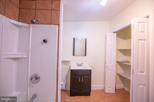 Building Photo - 2043 Gerritt St