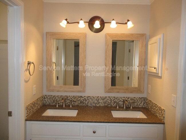 Building Photo - 6598 Starboard Dr