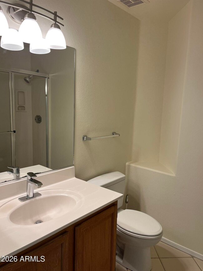 Building Photo - 5922 W Gary Dr