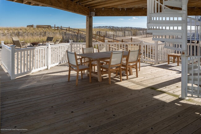 Building Photo - 502 Sunset Blvd