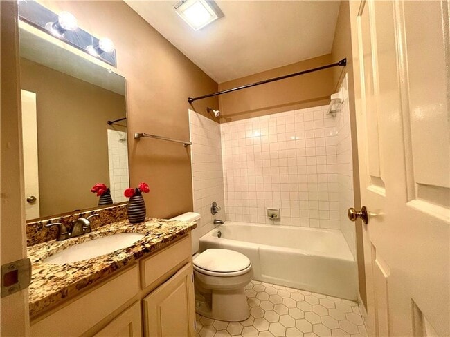 Building Photo - 1160 Old Windsor Pkwy