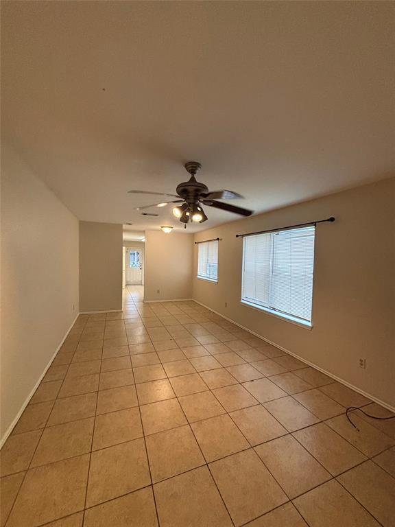 Building Photo - 515 Luther Dr