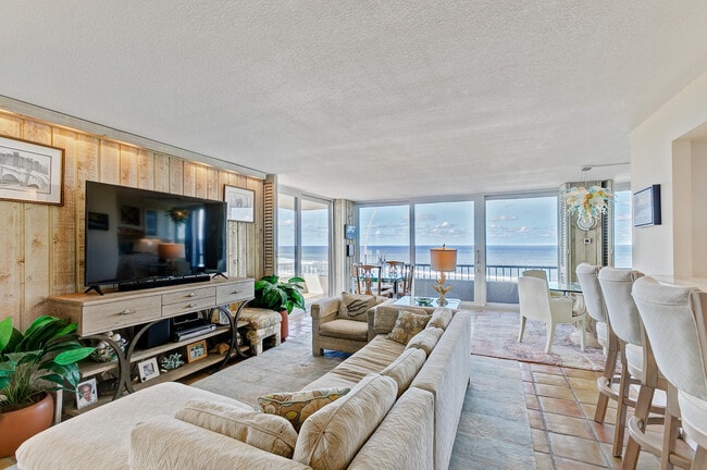 Building Photo - 5550 N Ocean Dr