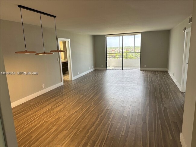 Building Photo - 600 Three Islands Boulevard
