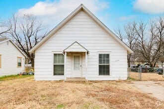 Building Photo - 3 bedroom 1 bath home