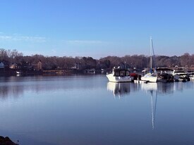 Building Photo - 1133 Torrence Cir