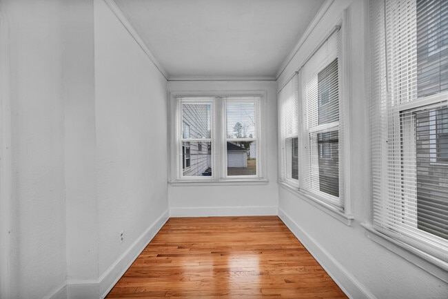 Building Photo - 108 Ardmore Rd