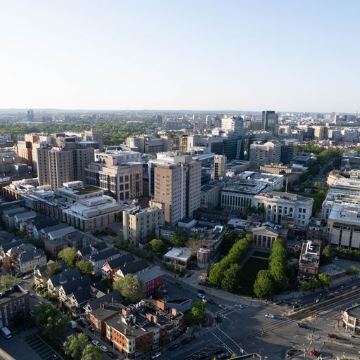 Building Photo - 68 Calumet St