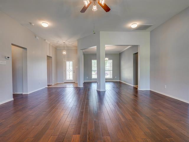 Building Photo - 7721 Willow Ridge Dr
