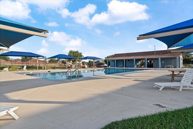 Building Photo - 441 Atlantis