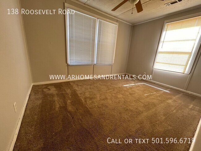 Building Photo - 138 Roosevelt Rd