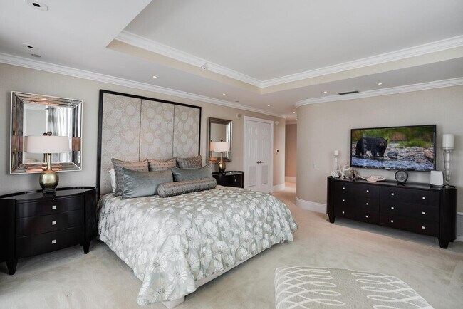 Building Photo - 1 N Fort Lauderdale Beach Blvd