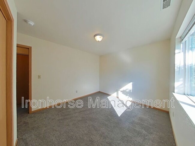 Building Photo - 2491 Wheeler Dr