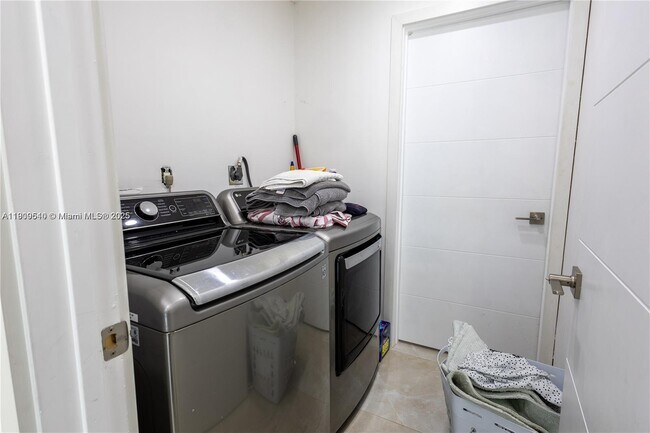 Building Photo - 18781 SW 294th Terrace