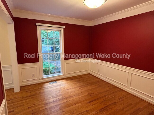 Building Photo - 106 Oak Spring Ct