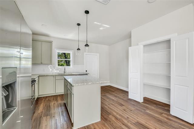 Building Photo - 1606 College Ave