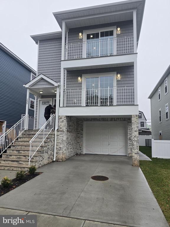 Building Photo - 135 N 15th St