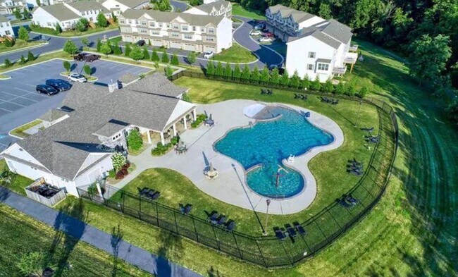 Building Photo - 834 Northern Spy Dr