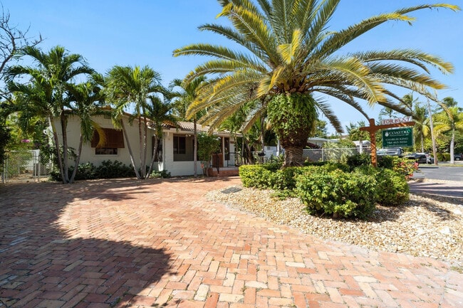 Building Photo - 609 NE 9th Ave