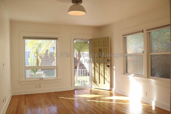 Building Photo - 4727 E Colorado St