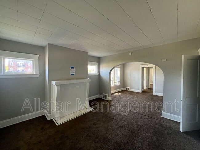 Building Photo - 13815 Idarose Ave