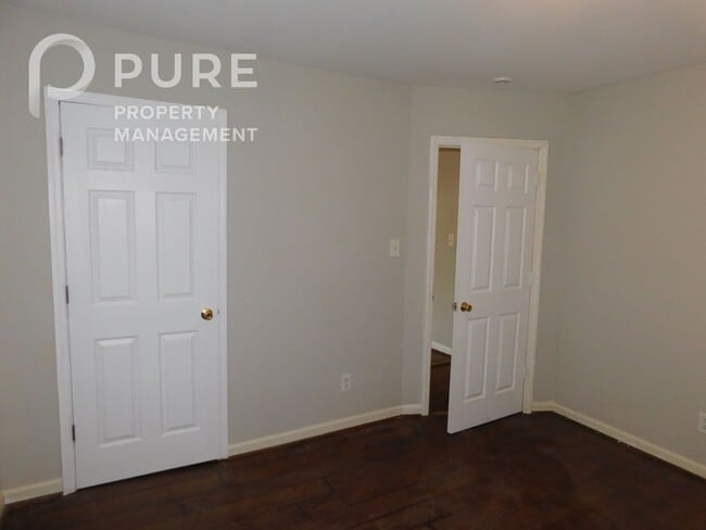 Building Photo - 5208 Highland Ave