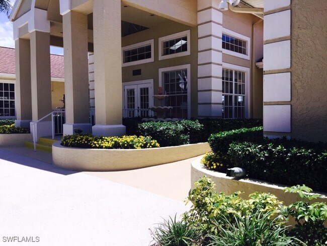 Building Photo - 2389 Piccadilly Circus