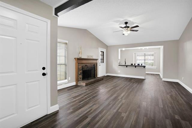 Building Photo - 108 Kings Row