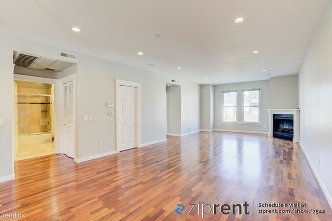 Building Photo - 2 br, 2 bath Condo - 199 Tiffany Avenue, S...