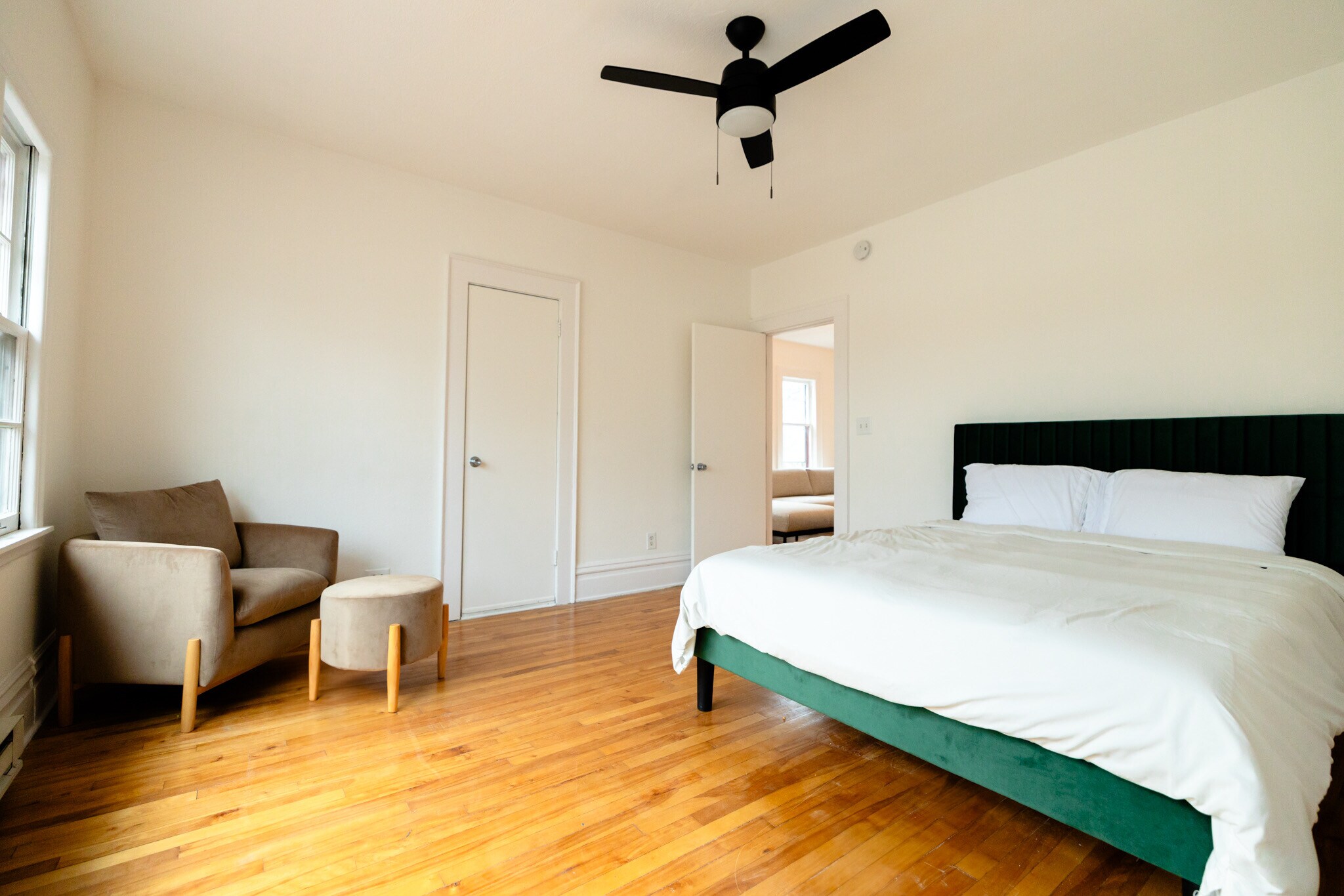 Building Photo - 1126 Jefferson St NE