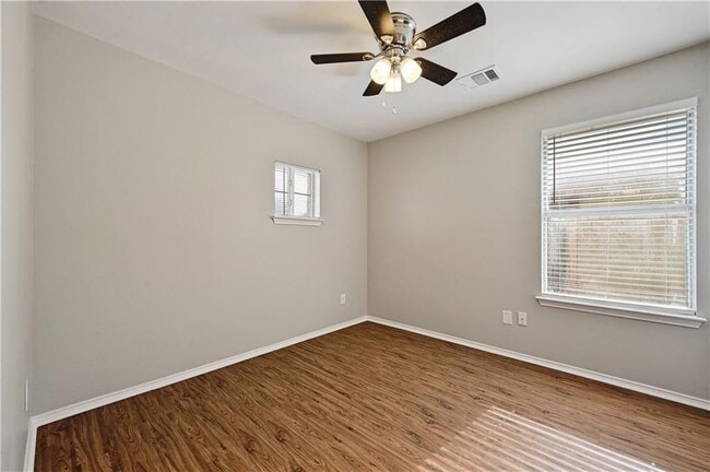 Building Photo - 9602 Nightjar Dr