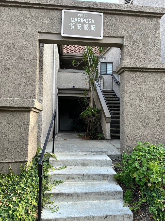 Building Photo - 28112 Mariposa