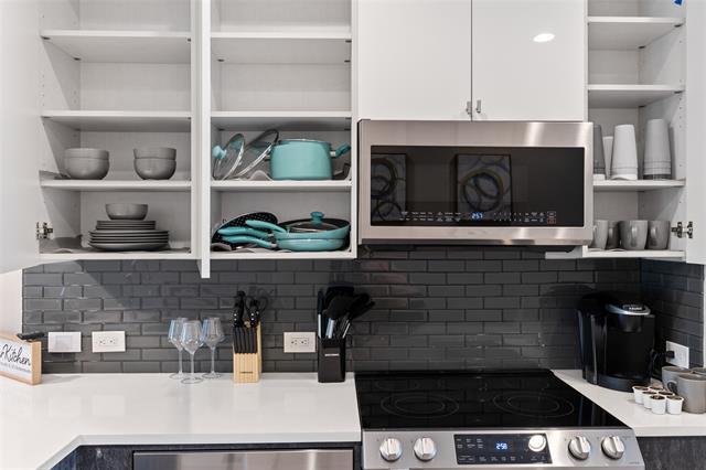 Building Photo - 1120 Galveston Ave