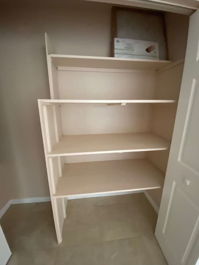Building Photo - Ready for you to move in!!